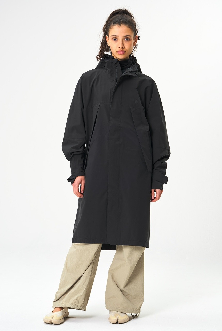 AESTECH PARKA UNISEX | pinqponq | veganer Regenmantel | Peat Black