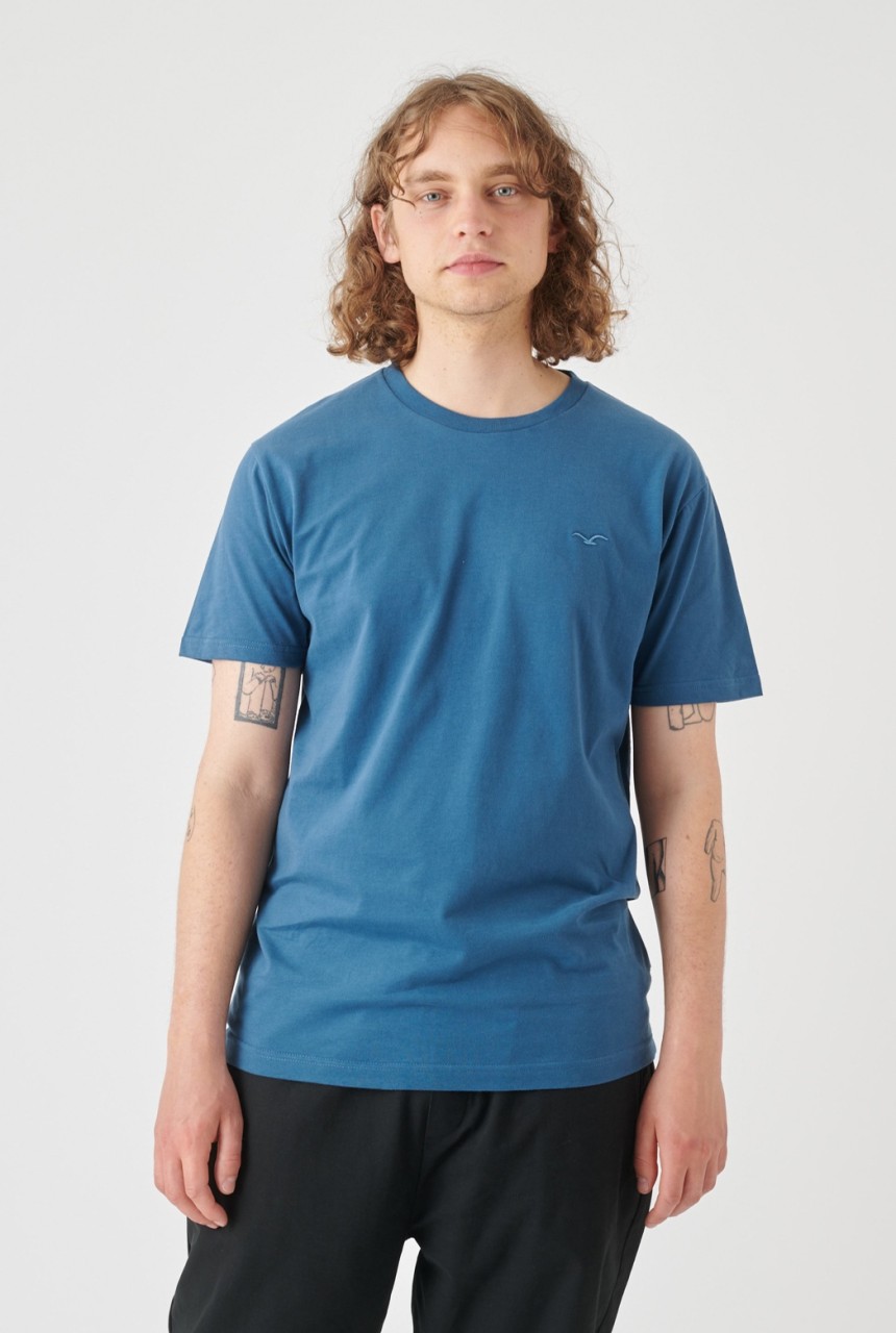 Cleptomanicx veganes T-Shirt BASIC TEE LIGULL REGULAR in blau | Le Shop  Vegan - vegane Mode und Accessoires