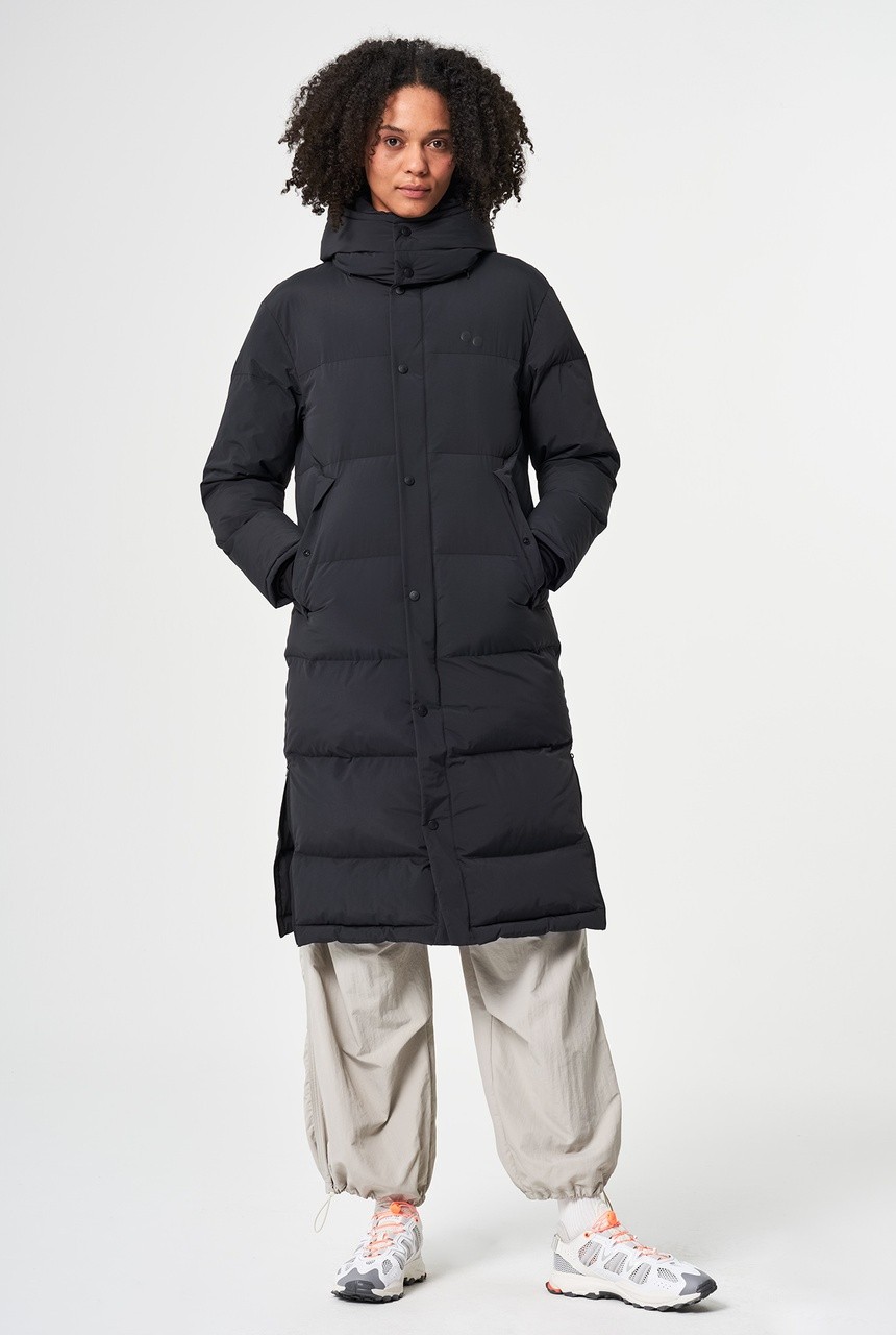 PUFFY PARKA | pinqponq | veganer Daunenmantel | Peat Black